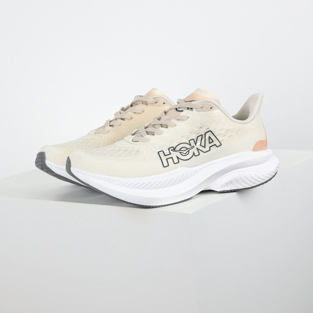HOKA Mach 6 Mujer - Crema / Durazno