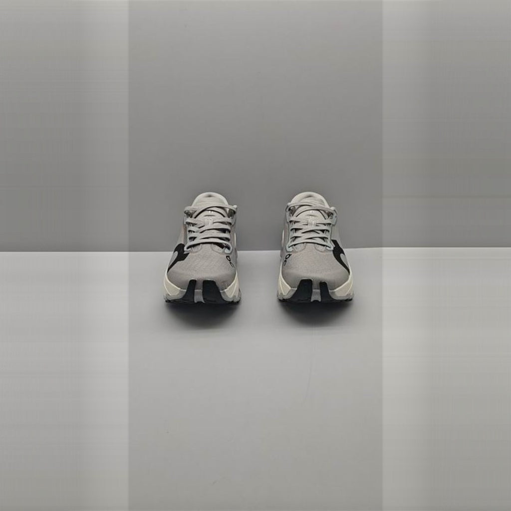On Cloudmonster 3 Mujer - Gris / Negro
